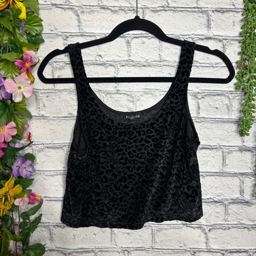 |🌼3/$30🌼Express Velour Black Leopard Print Sleeveless Crop Top Size XS